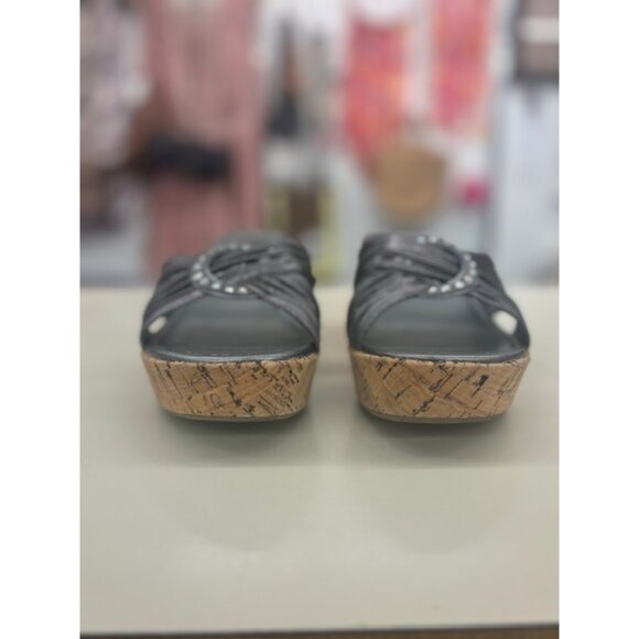 Yellow Box Womens Size 8 Silver Wedge Sandals With Rhinestone Accent & Cork Plat - Picture 3 of 7